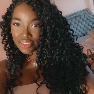 Meet your Posher, Taliah